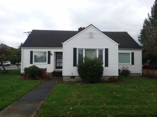 200 Anacortes St, Burlington, WA 98233-1909