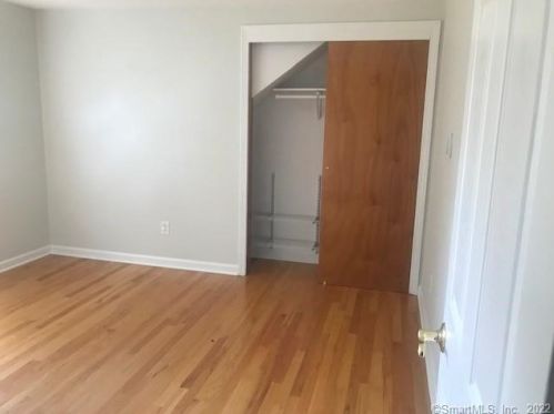 17 Speechly Ave, Southington CT  06489-3545 exterior