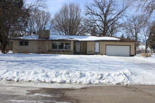 301 California St, Red Rock, MN 55918-8804