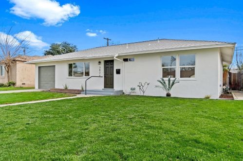 3826 Maywood Dr, Fresno, CA 93703-2543