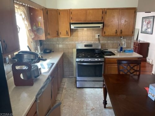 425 25th St, Paterson NJ 07514-2508 exterior