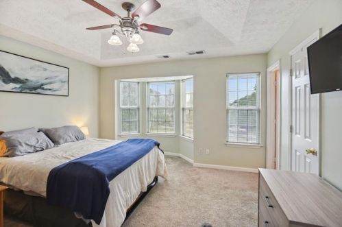 4001 Spring Cove Dr, Duluth GA  30097-2833 exterior