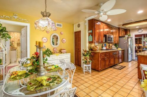 3520 Watkins Dr, Riverside CA  92507-4609 exterior