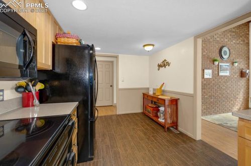 1020 Midland Ave, Woodland Park CO 80863-3311 exterior