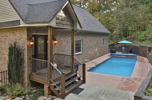 185 Weaver Rd, Ellijay, GA 30536-4842