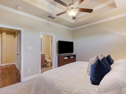 4233 Haskell Dr, Carrollton TX 75010-4280 exterior