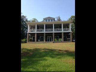 111 Cedar Creek Rd, Cordele, GA 31015-6224