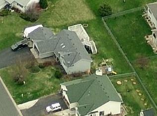 2597 Brittany Ln, Saint Paul MN  55125-3015 exterior