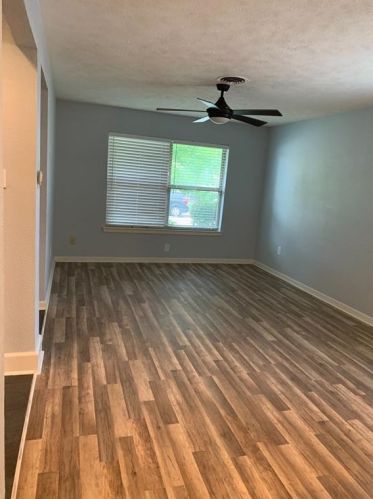 922 Bandera Ln, Garland TX  75040-4598 exterior