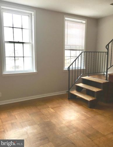 340 12 St, Philadelphia PA 19147-1832 exterior