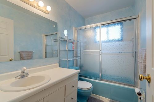 3411 February Dr, Cincinnati OH 45239-5439 exterior