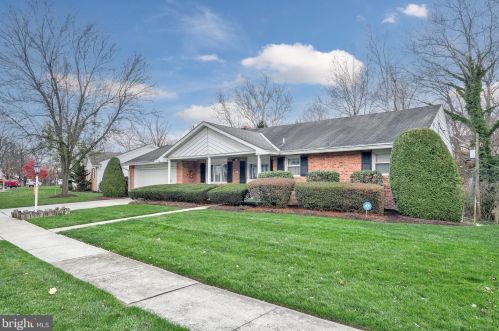 3213 Andrea Ave, Harrisburg, PA 17109-1004