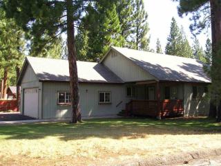737 Ridgewood Dr, Portola, CA 96122-9108
