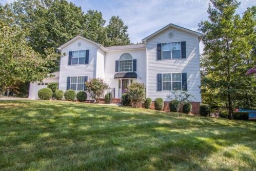 1275 Stallion Way, Dalton, GA 30720-6325