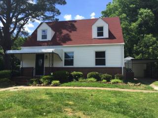 103 Beaton Dr, Portsmouth, VA 23701-1505