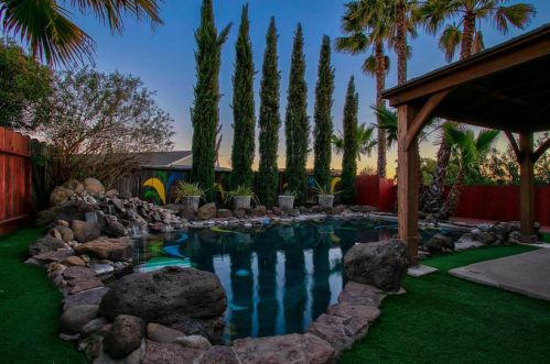 825 Skyview Dr, Valley Home, CA 95361-2618