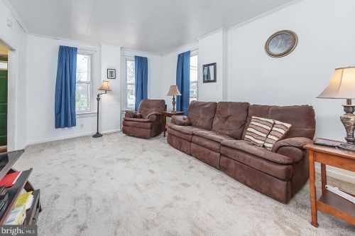 286 Kings Hwy, Clarksboro, NJ 08020-1325