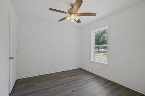 301 Jefferson Ave, Princeton TX 75407-7428 exterior