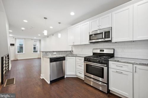 2214 Greenwich St, Philadelphia PA  19146-4207 exterior