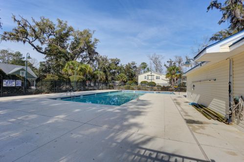 102 Spanish Oaks Ln, Ladson SC  29456-5006 exterior