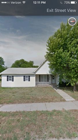 302 Graves Ave, Norton, KS 67654-1710