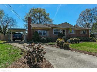 2911 Somerset Ln, Norfolk, VA 23518-2339