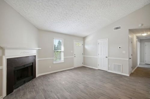 6980 Ling Ln, Austell, GA 30168-5859
