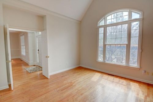 305 Hunting View Ct, Atlanta GA  30328-2779 exterior