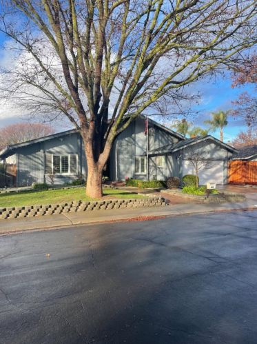 601 Avanel Dr, Modesto, CA 95356-1761