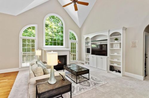 3541 Highgrove Way, Atlanta GA  30319-1992 exterior