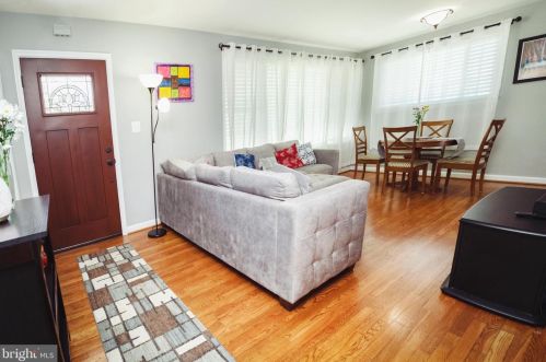 3925 Joliet St, Silver Spring, MD 20906-4230