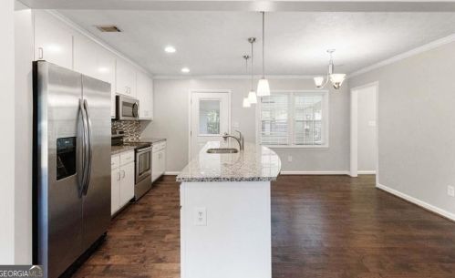 2565 Cleveland Rd, Bogart GA  30622-1649 exterior