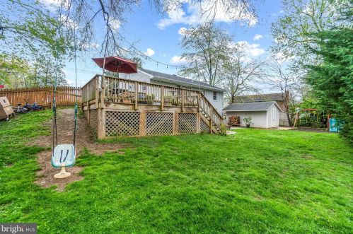 5225 Heming Ave, Springfield VA  22151-2942 exterior