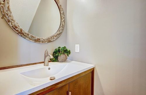 3037 Vineyard Way, Smyrna GA  30082-1851 exterior