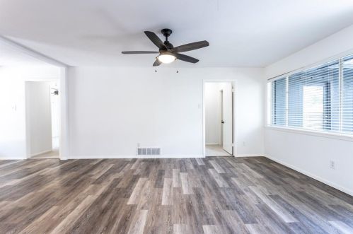 1705 Glen Alta Dr, Irving TX  75061-2306 exterior