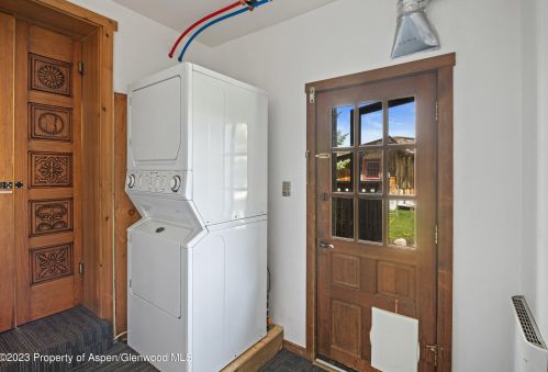 1645 Capitol Creek Rd, Snowmass CO 81654-9337 exterior