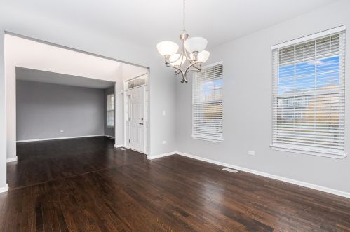 908 Edgewater Ln, Joliet, IL 60404-9522
