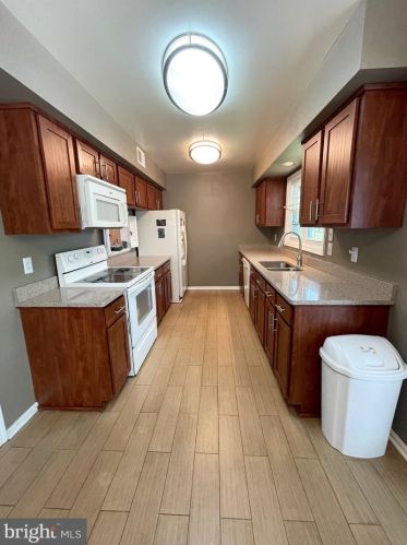 14536 Macbeth Dr, Silver Spring MD 20906-2680 exterior