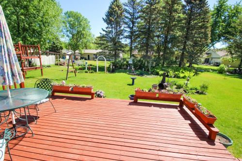 924 Country Club Dr, Melrose, MN 56352-1512