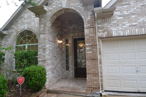 1514 Coyote Hills Ln, Richmond TX  77469-6236 exterior