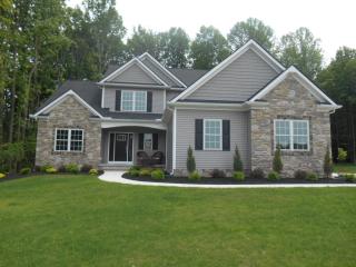 12186 Crossroads Dr, Concord Township, OH 44077-8549