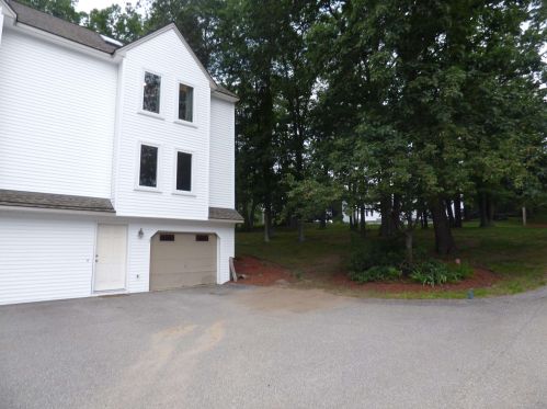 3 Windemere Way, Nashua, NH 03063-7009
