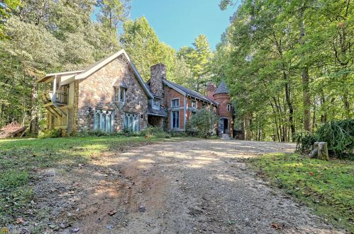 734 Patterson Gap Rd, Rabun Gap, GA 30568-1528