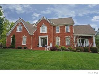15561 Fox Cove Cir, Moseley, VA 23120-1608