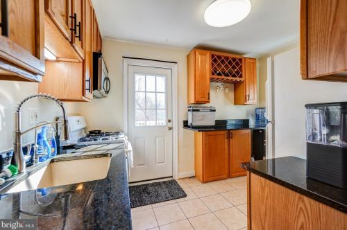 4218 Round Hill Rd, Silver Spring MD  20906-4869 exterior