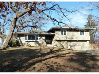 4634 White Oak Rd, Hopkins, MN 55345-3843