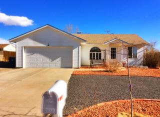 588 Bellflower Dr, Pueblo, CO 81007-2881