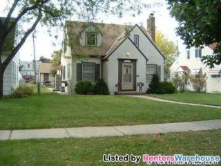 1169 Burnquist St, Saint Paul MN  55106-2804 exterior