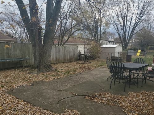312 Lacrosse Dr, Lemont IL  60440-1829 exterior