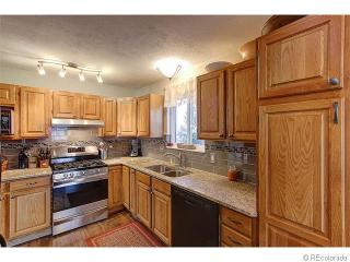 6233 75th Ave, Arvada CO  80003-3225 exterior
